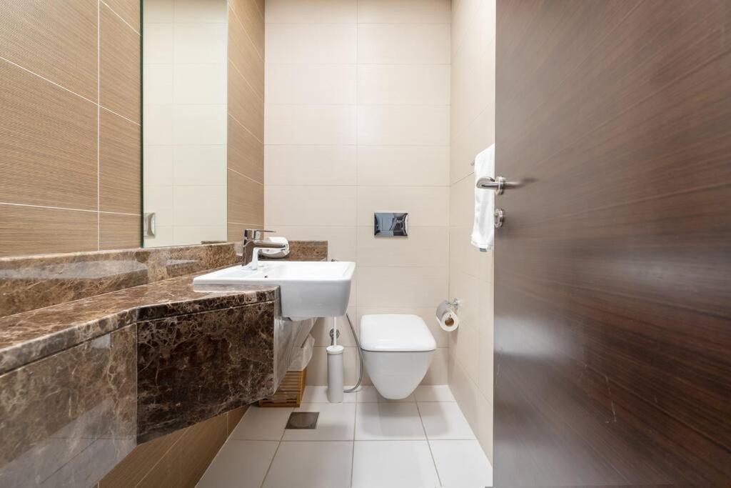 Cozy Studio In Sparkle Tower Jbr By Suiteable Ντουμπάι Εξωτερικό φωτογραφία